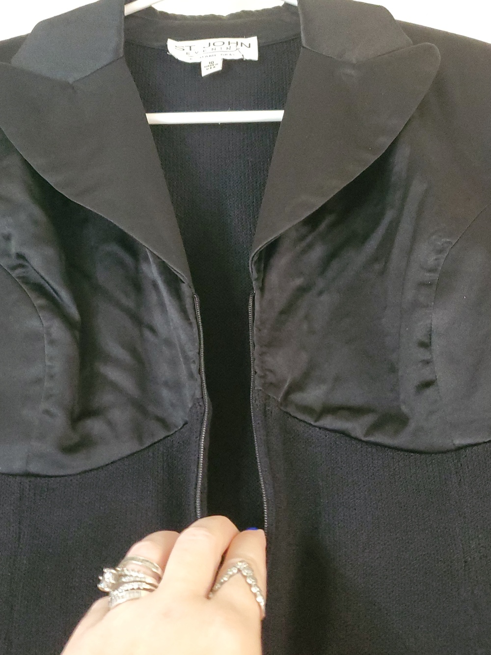 Vintage St.John Evening Black Sweater Knit Suit Size 10 Pants & Jacket - Picture 4 of 16
